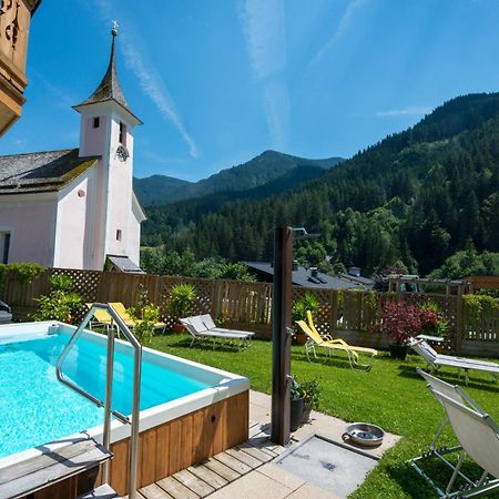 Hotel Oberwirt - Nahe An Saalbach Und Zell Am See, Viehhofen Sommercard Exteriör bild