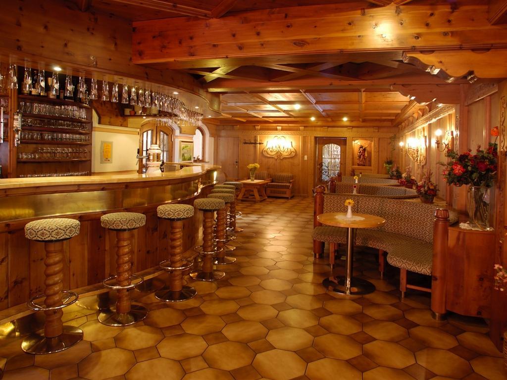 Hotel Oberwirt - Nahe An Saalbach Und Zell Am See, Viehhofen Sommercard Exteriör bild
