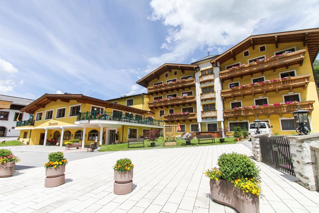 Hotel Oberwirt - Nahe An Saalbach Und Zell Am See, Viehhofen Sommercard Exteriör bild