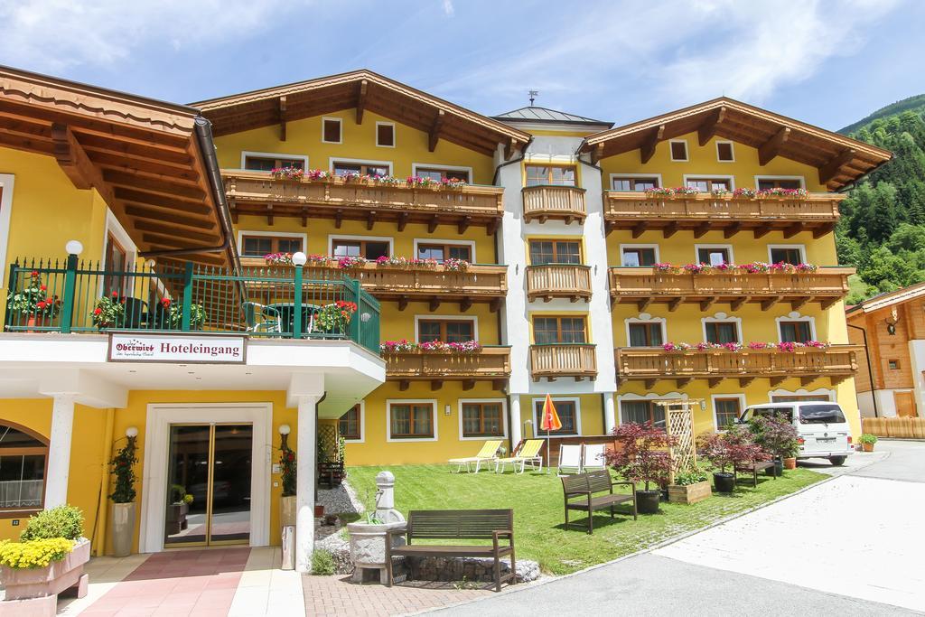 Hotel Oberwirt - Nahe An Saalbach Und Zell Am See, Viehhofen Sommercard Exteriör bild